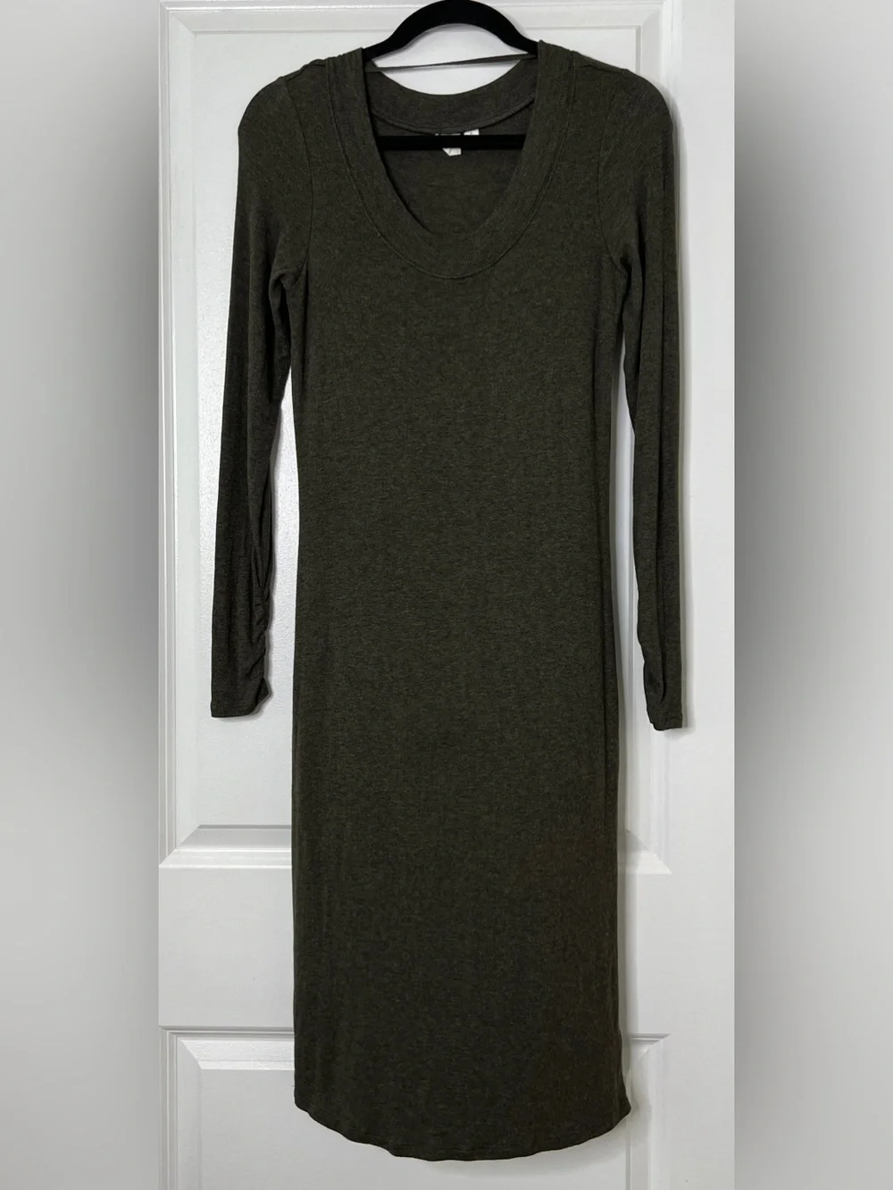 Gap CozyRib Olive Heather Long Sleeve Midi Dress Soft Stretchy Minimalist Small